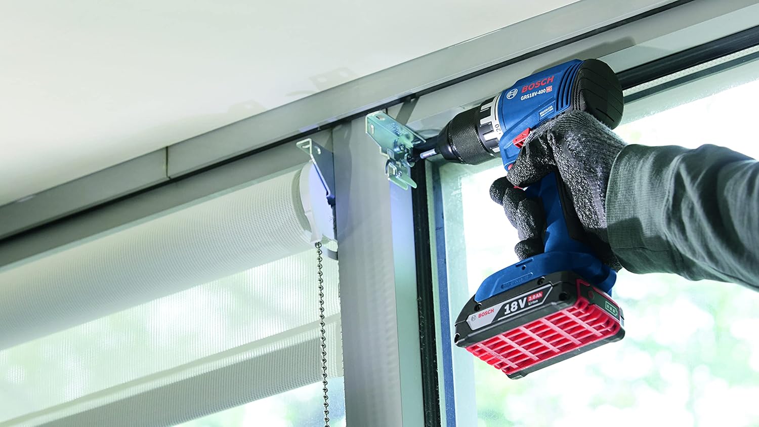 BOSCH GXL18V-27B22 Power Tool Combo Kit - 18V Brushless Compact 1/2 In. Cordless Drill Driver and 1/4 In. Hex Impact Driver (Includes: Two 2.0Ah Batteries, 18V Charger, and Carrying Tool Bag) - Image 12