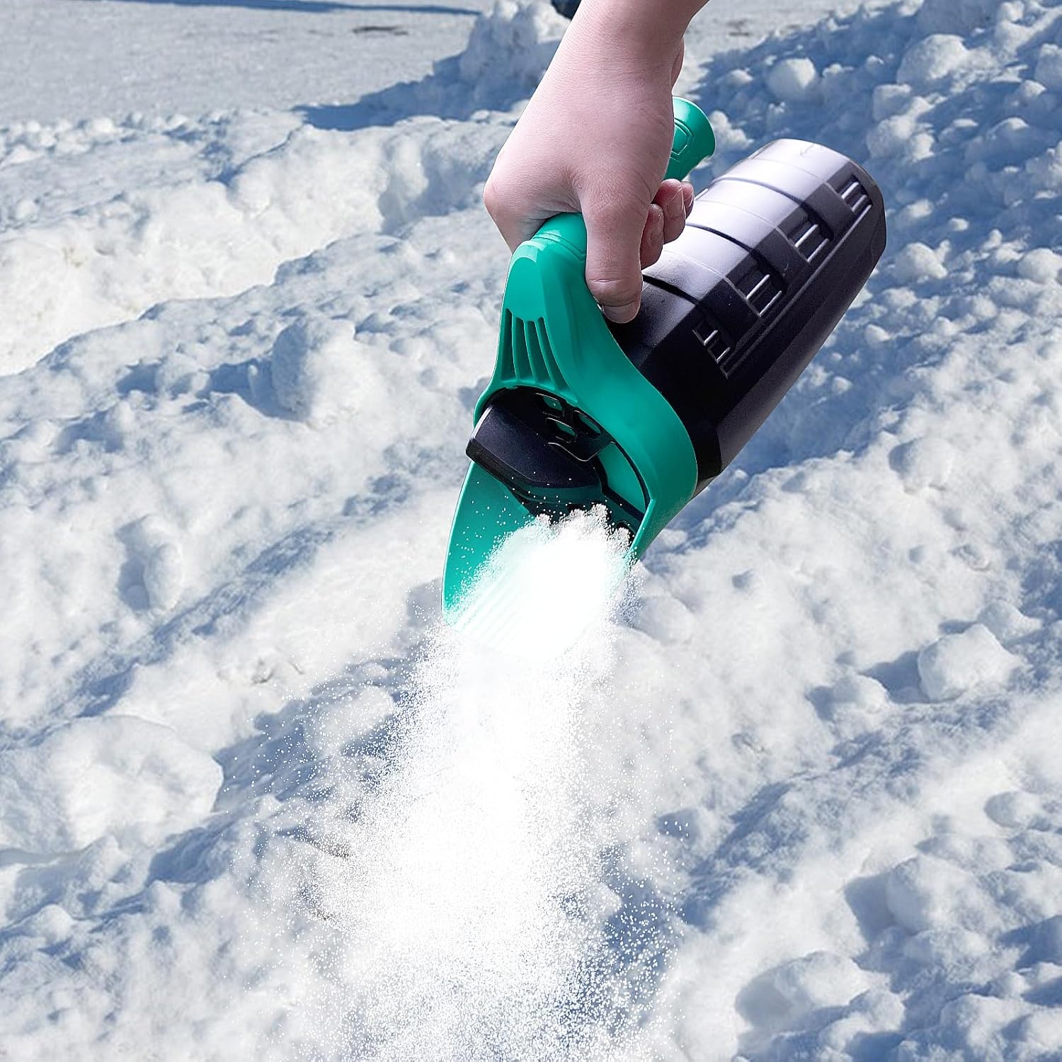 FLORA GUARD Salt Spreader for Snow, Ice Melt Spreader, Multiple Adjustable Handheld Sizes for Snow Salt, Ice Melt, Grass Seed, Fertilizer, Lightweight and Easy to Use for Women & Seniors(30Oz) - Image 6